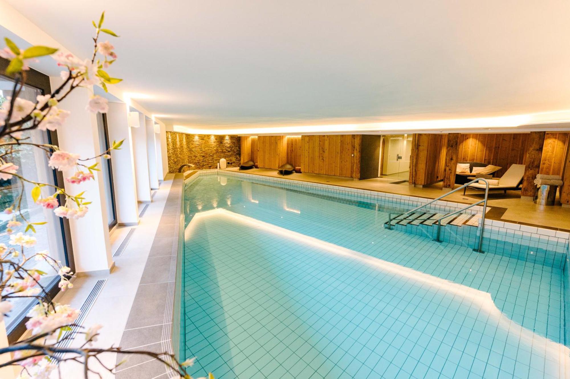 Seven Alpina Boutique Hotel Klosters-Serneus Exterior foto