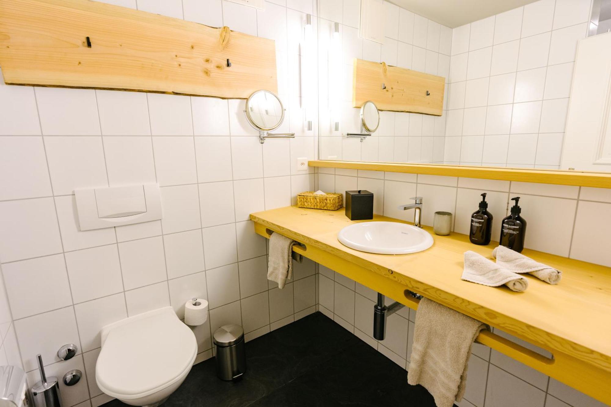 Seven Alpina Boutique Hotel Klosters-Serneus Zimmer foto
