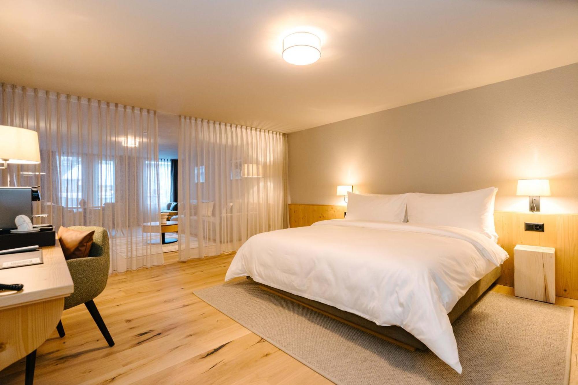 Seven Alpina Boutique Hotel Klosters-Serneus Zimmer foto